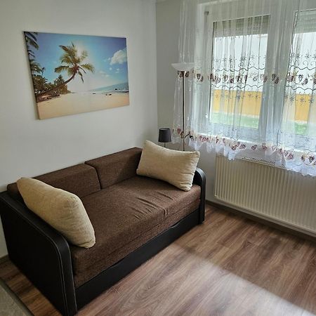 Fischer Apartman 2 Hajdúszoboszló Exteriör bild