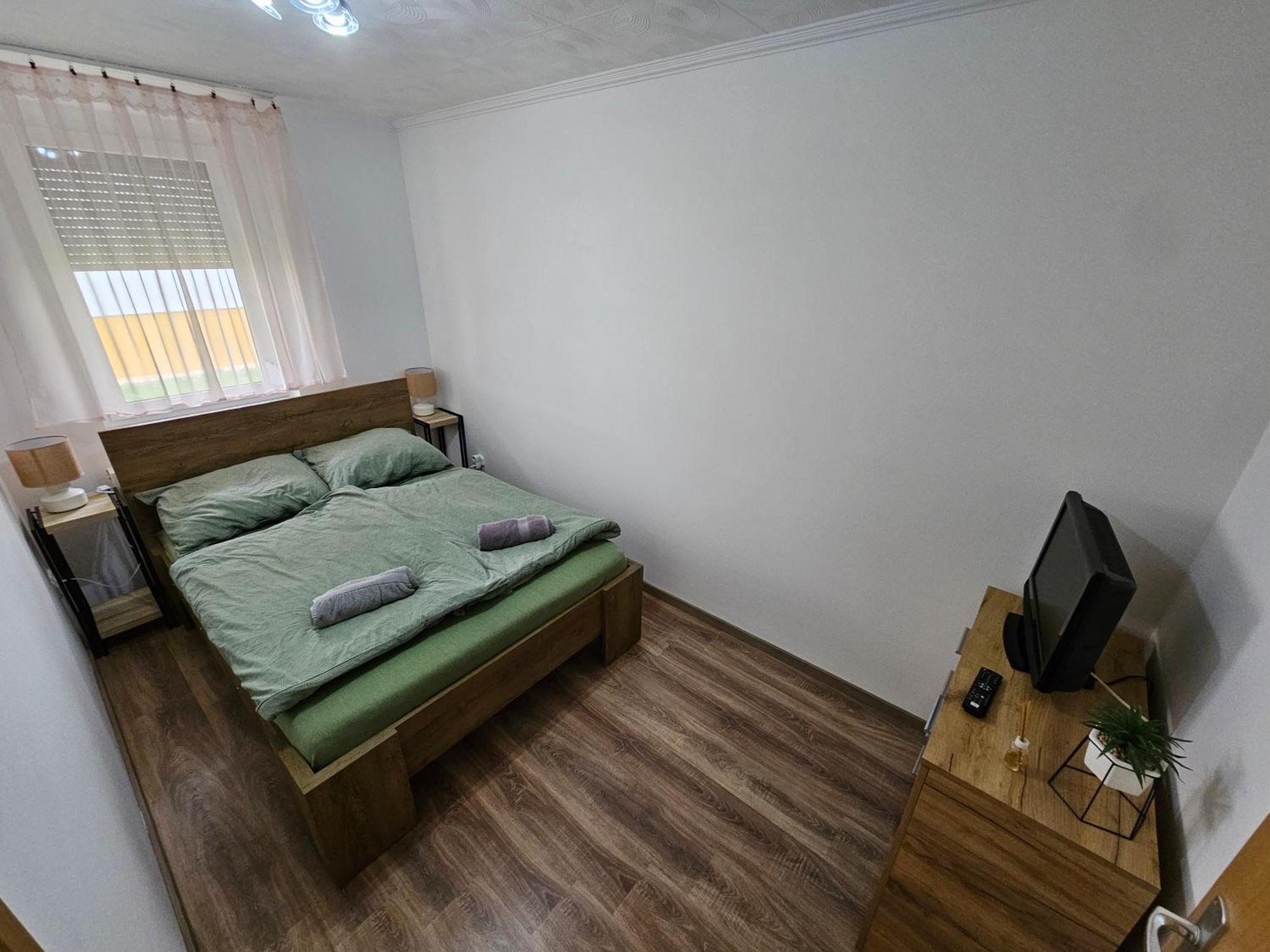 Fischer Apartman 2 Hajdúszoboszló Exteriör bild
